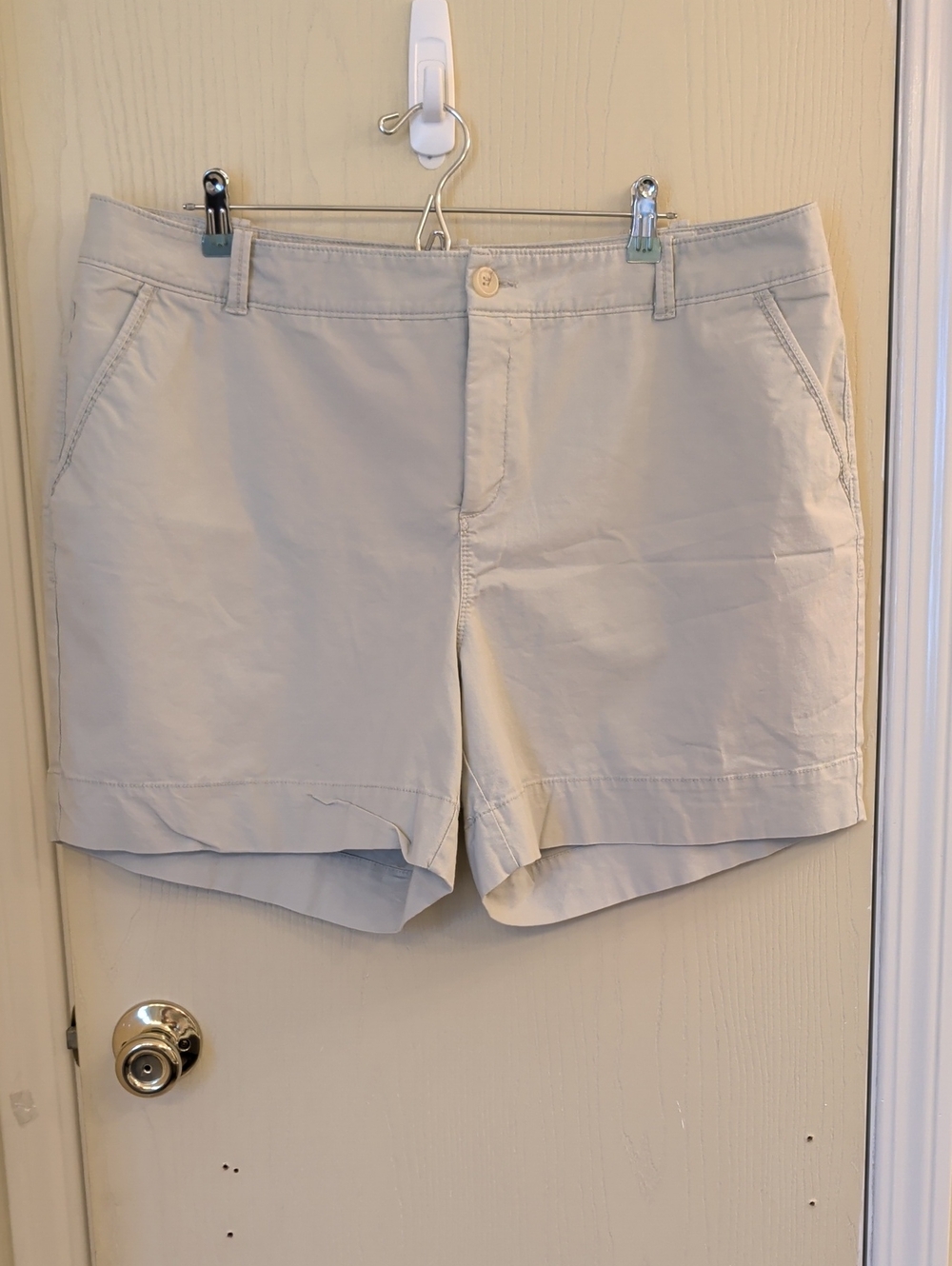 Dockers Women's Classic Cotton Blend Shorts Size 20